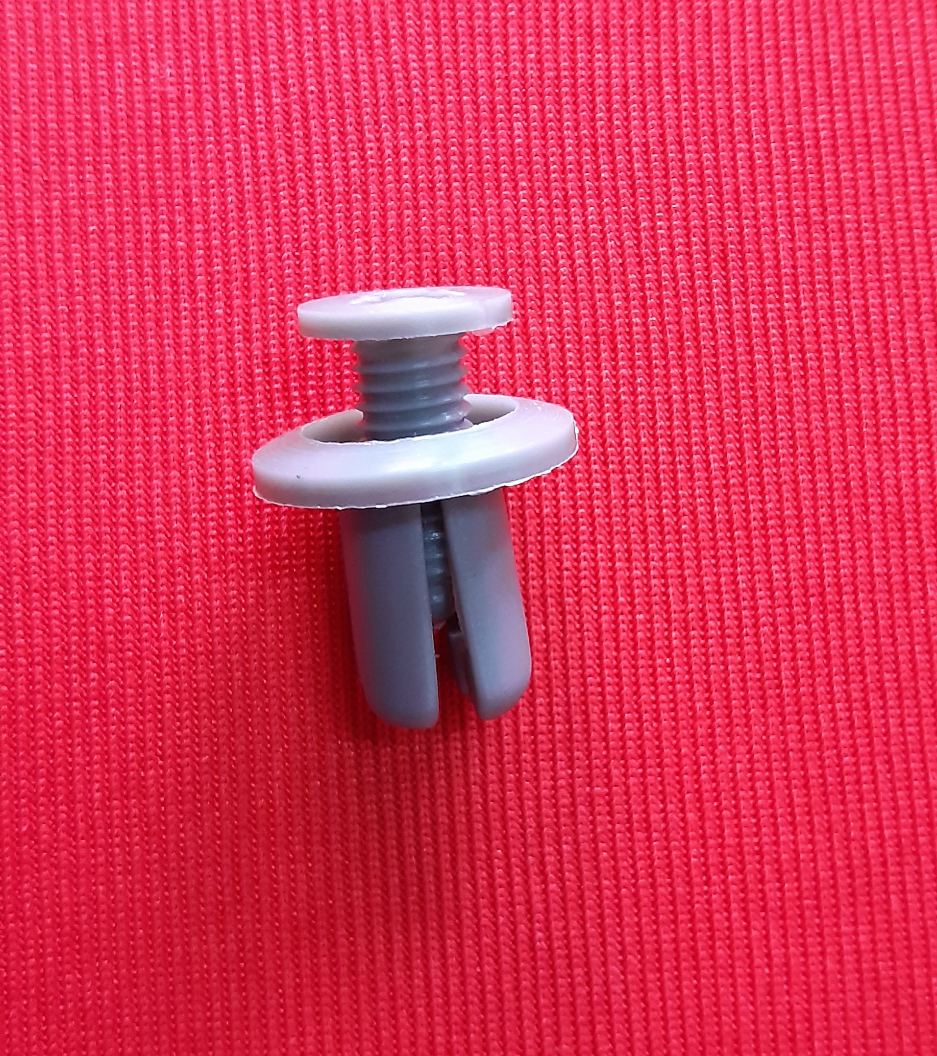 Broche-Pinche-Sujetador para tapizado.